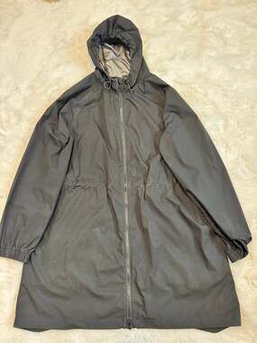 Joe Fresh Active women's gray hooded coat in size Large (L/G)
